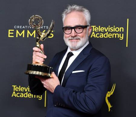 Bradley Whitford net worth 